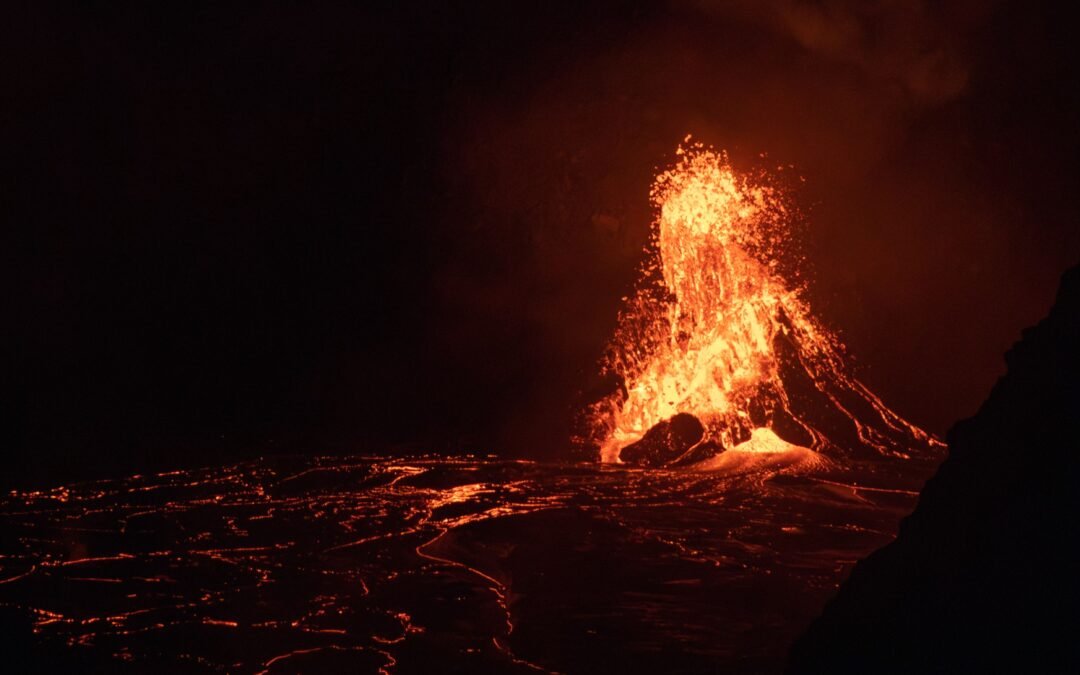 Kīlauea Volcano Erupts on Hawaii’s Big Island Putting On a Fiery Display in Time for the Holidays