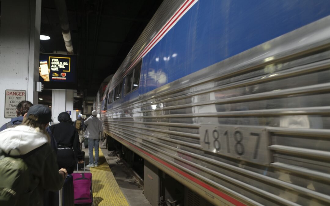 Rare Visual At Chicago Union Station As Amtrak Triple-Engine Train Is Spotted