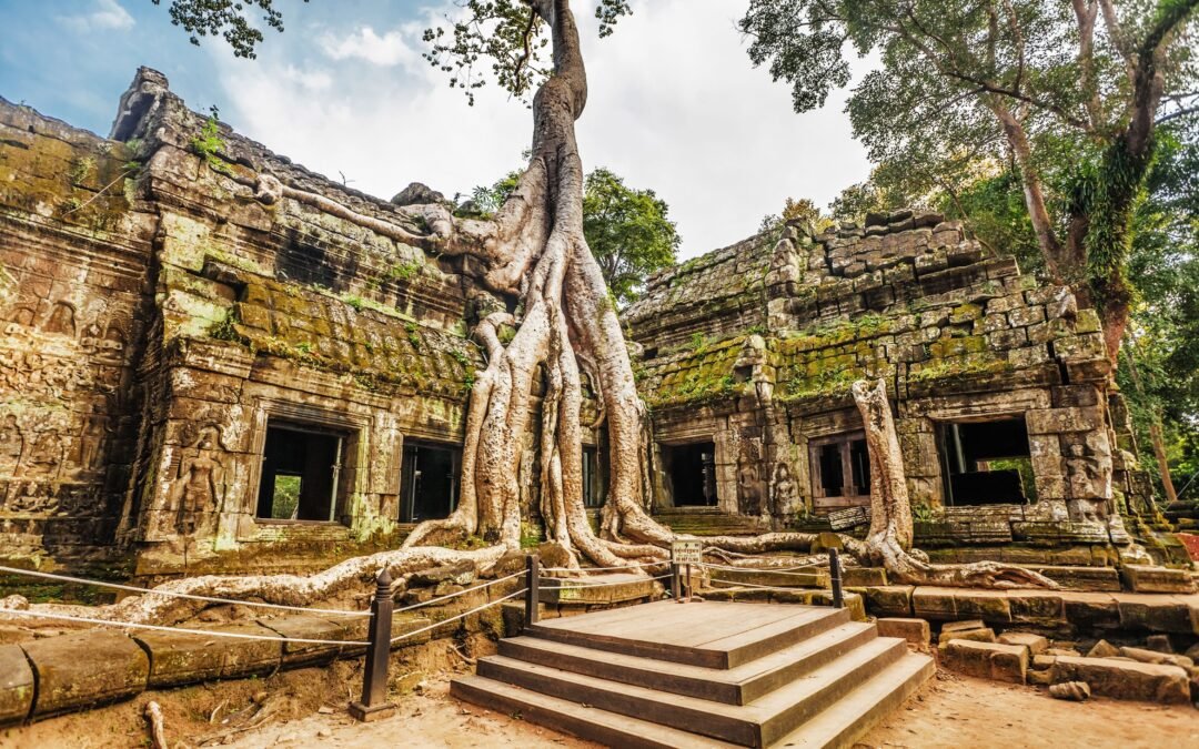 Archaeologists Celebrate Discovery of Missing 12th-Century Buddha Torso in Cambodia’s Ancient Angkor Temple