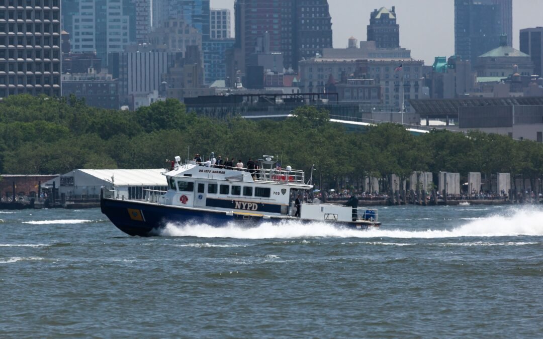 Air Tragedy in New York After Tourist Helicopter Plunges Into Hudson River: 6 People Killed