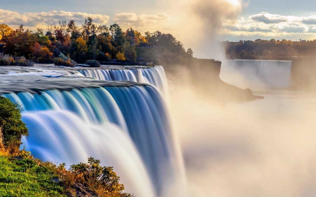 Which Side Of Niagara Falls Is Better?