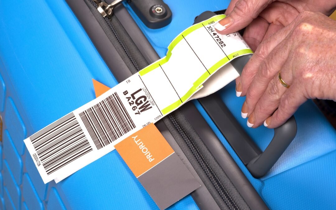 Travelers “Paranoid” After Airport Insider Reveals Sneaky Scam Targeting Personal Information