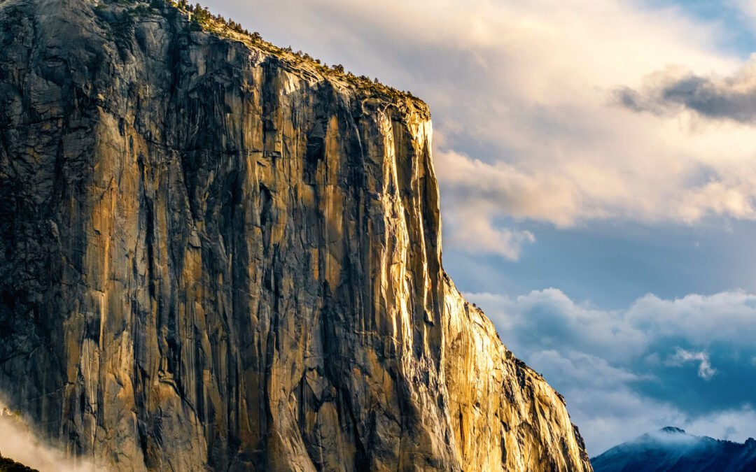 Yosemite National Park Officials Actively Warn Visitors About Its “Highly Unusual” Phenomenon