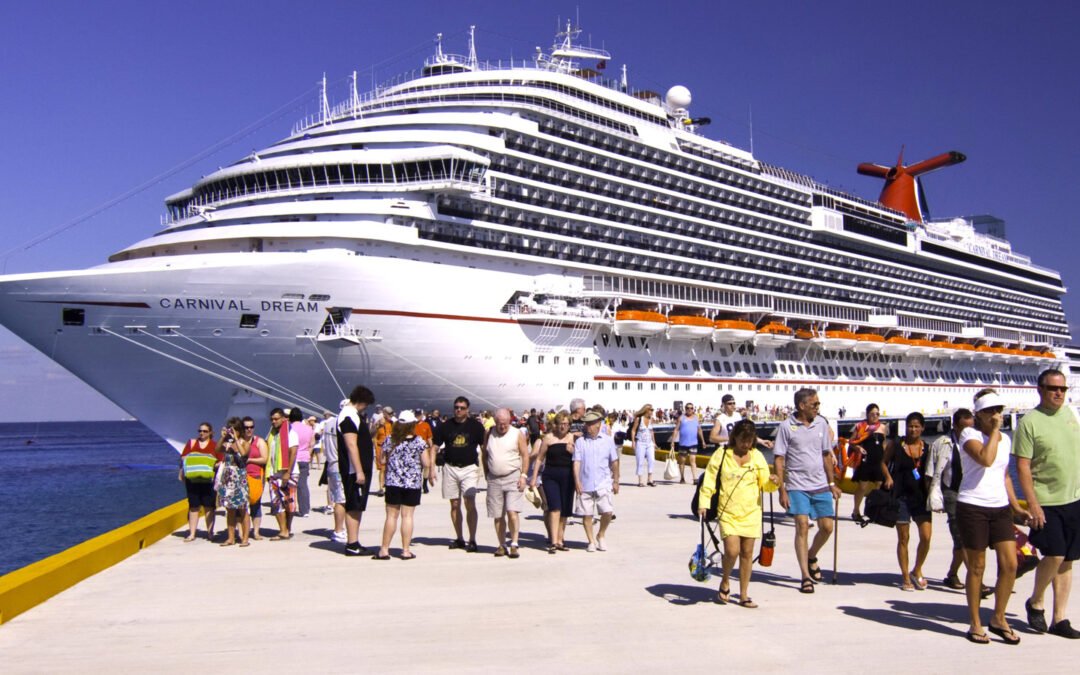 Carnival Cruise Line’s Fine For Rule-Breaking Teen Gets Inspiring Reaction From The Parents