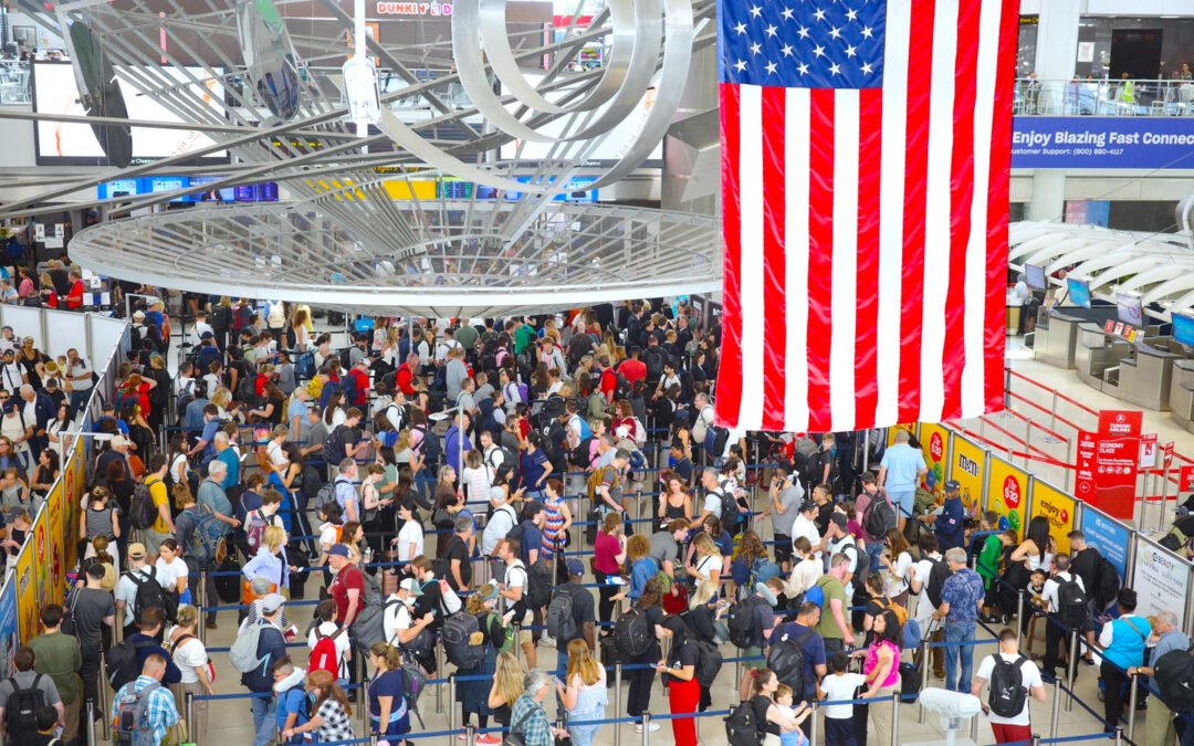 New TSA Ban Rule Proposal Gets Standing Ovation From American Travelers